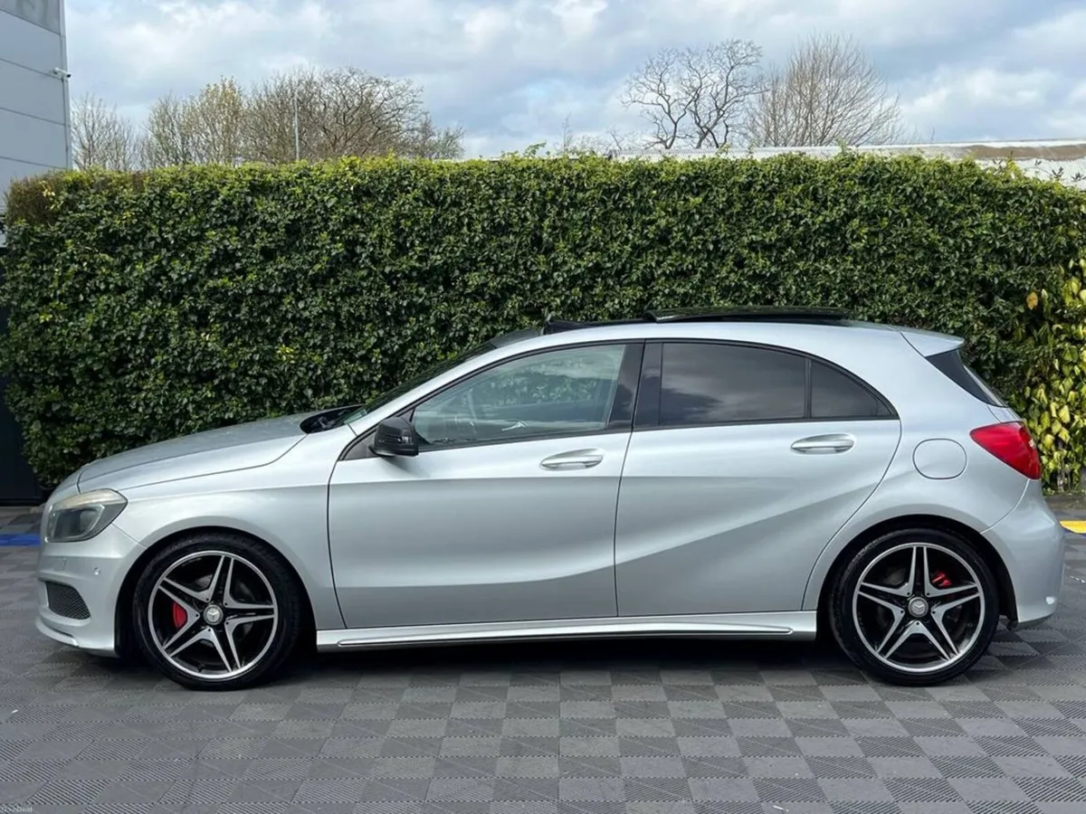 Mercedes-Benz A-Class A180 1.6 AUTO ** BIG SPEC ** - Image 4