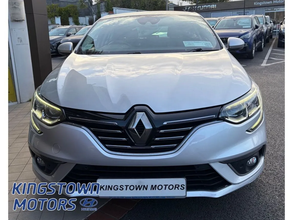 Renault Megane Dynamique S NAV DCI 130 4DR - Image 2