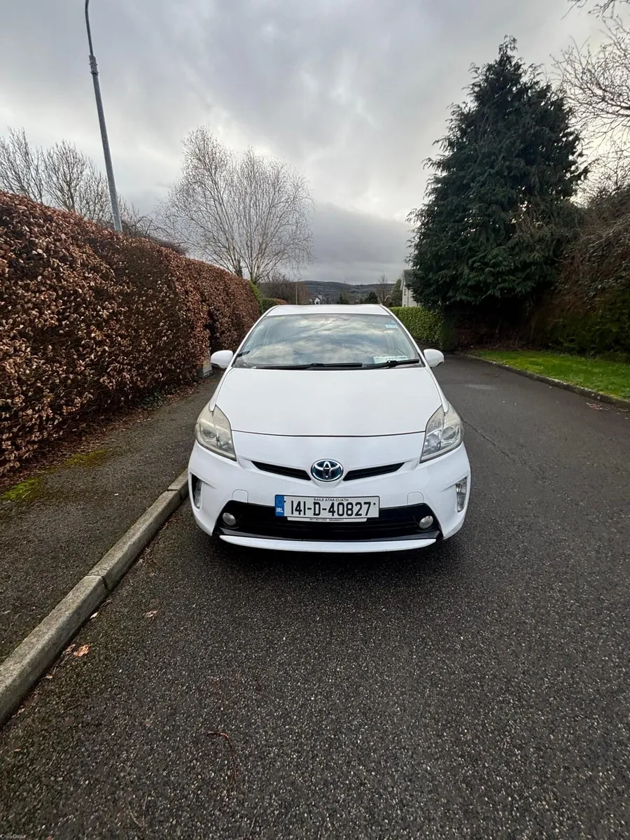2014 Toyota Prius 1.8 Hybrid, NCT 01/27! Tax 07/26 - Image 2