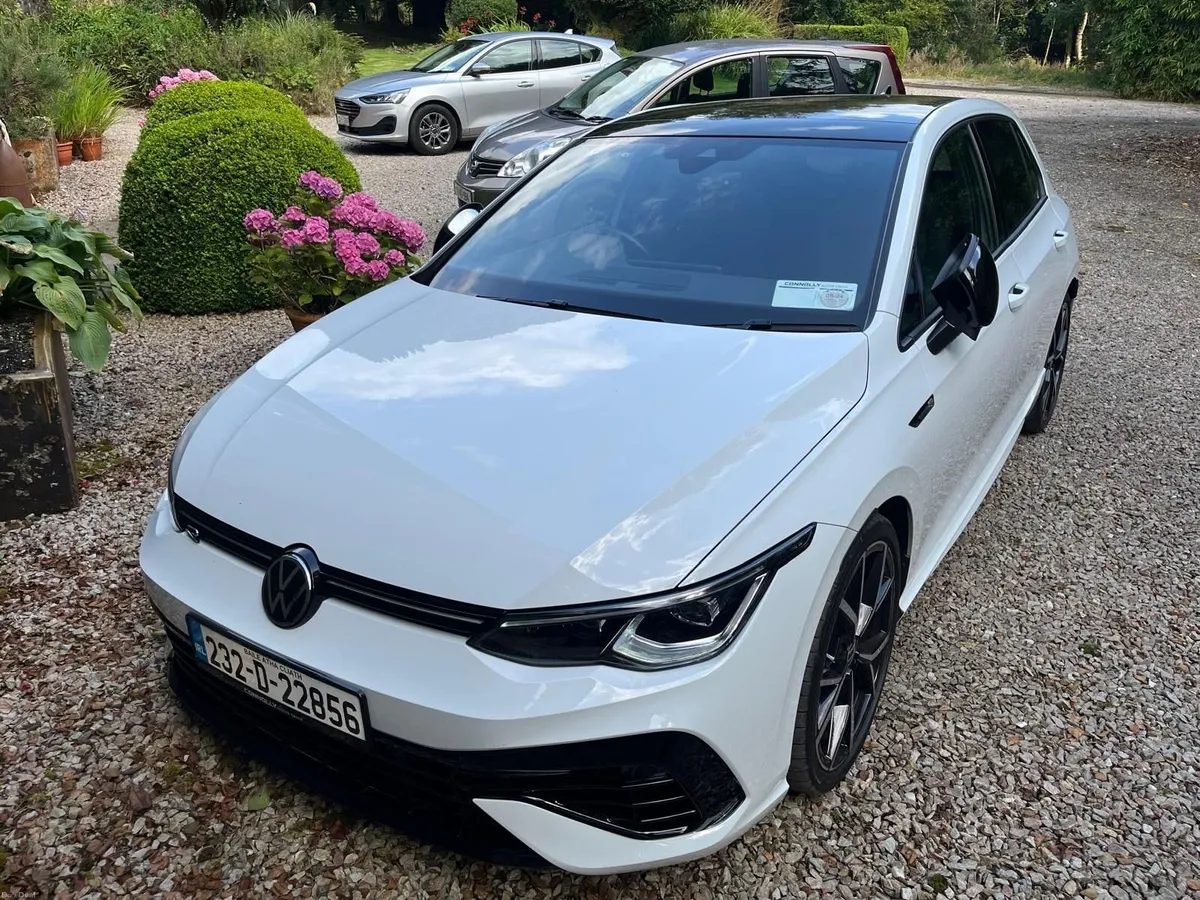 Volkswagen Golf R 2.0 TSI 320BHP 4Motion DSG - Image 1