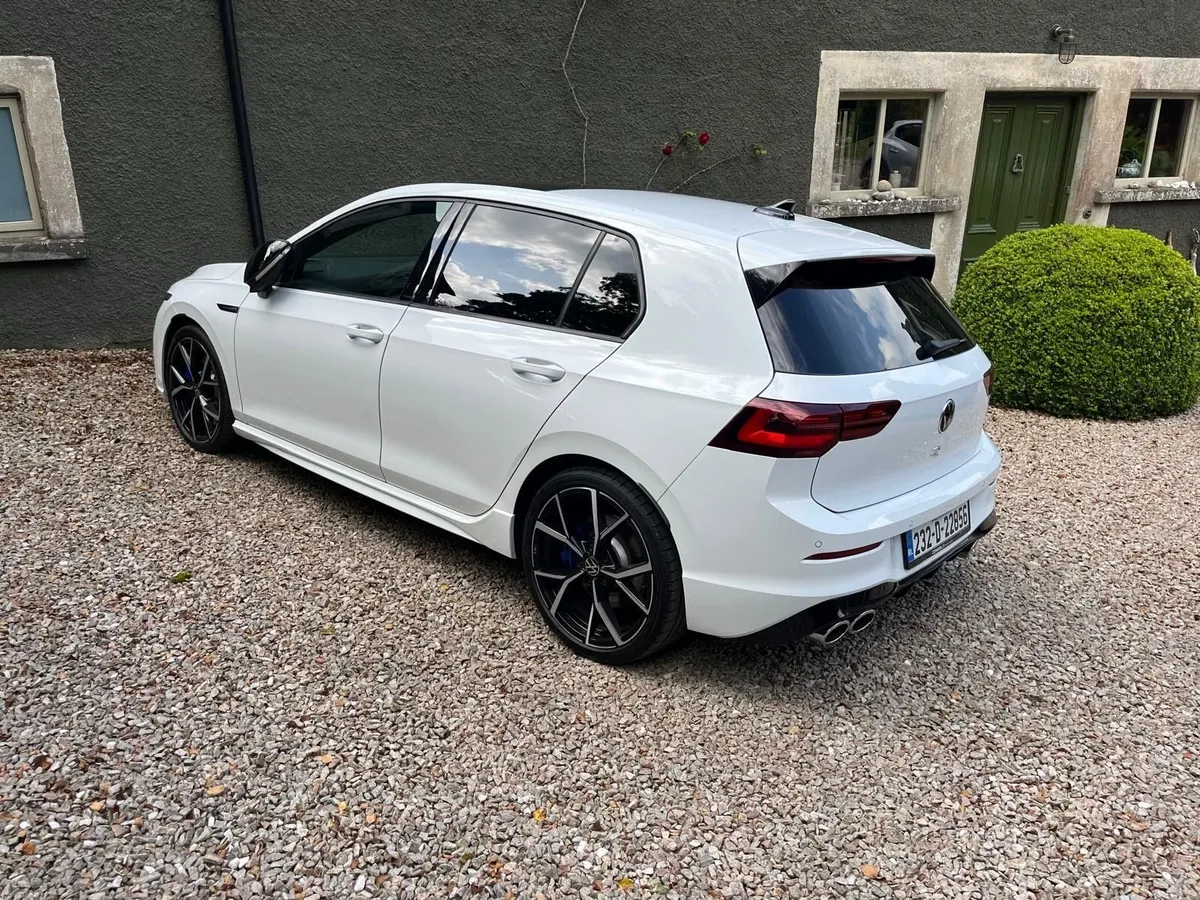 Volkswagen Golf R 2.0 TSI 320BHP 4Motion DSG - Image 4