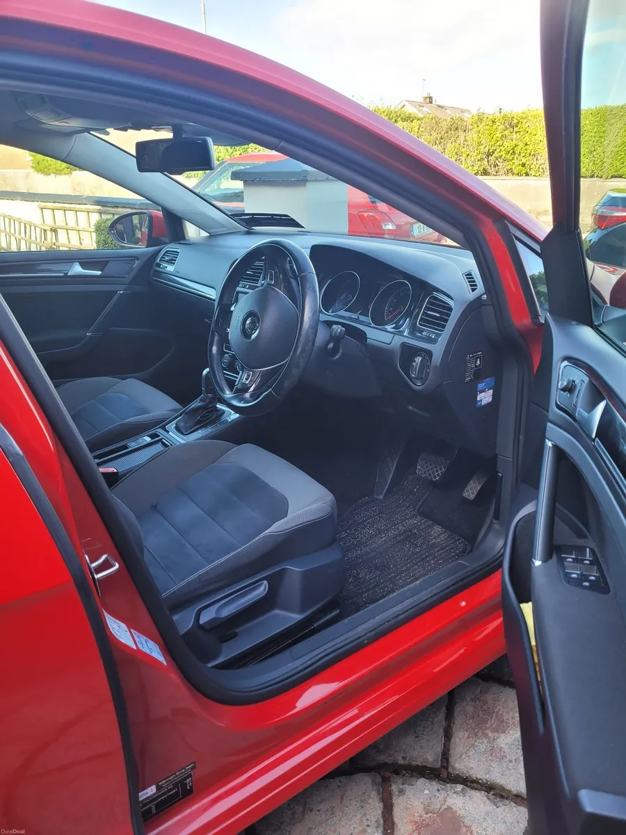 Volkswagen Golf 2015 - Image 1