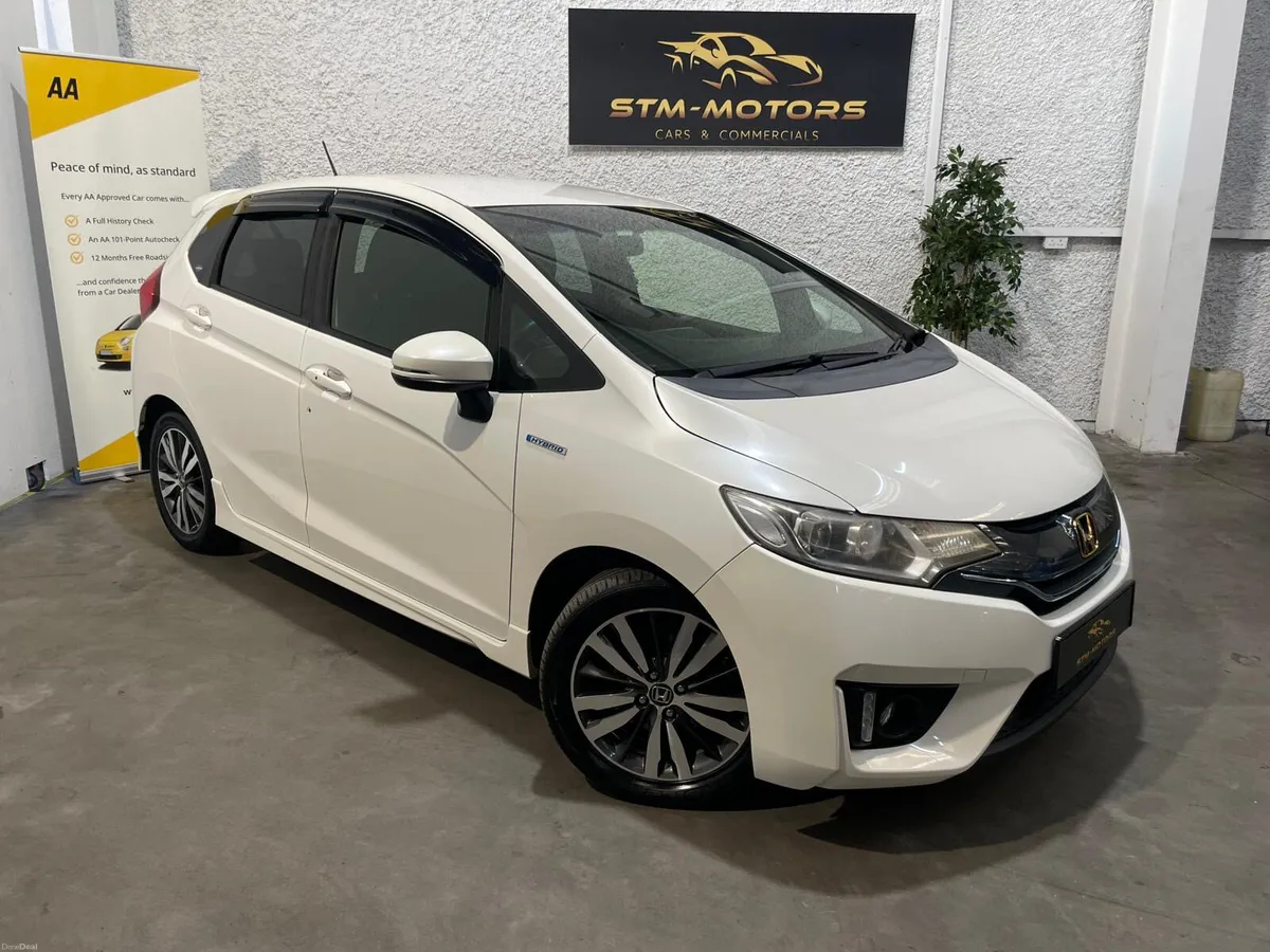 Honda Fit 2014 1.5 Hybrid Automatic - Image 3