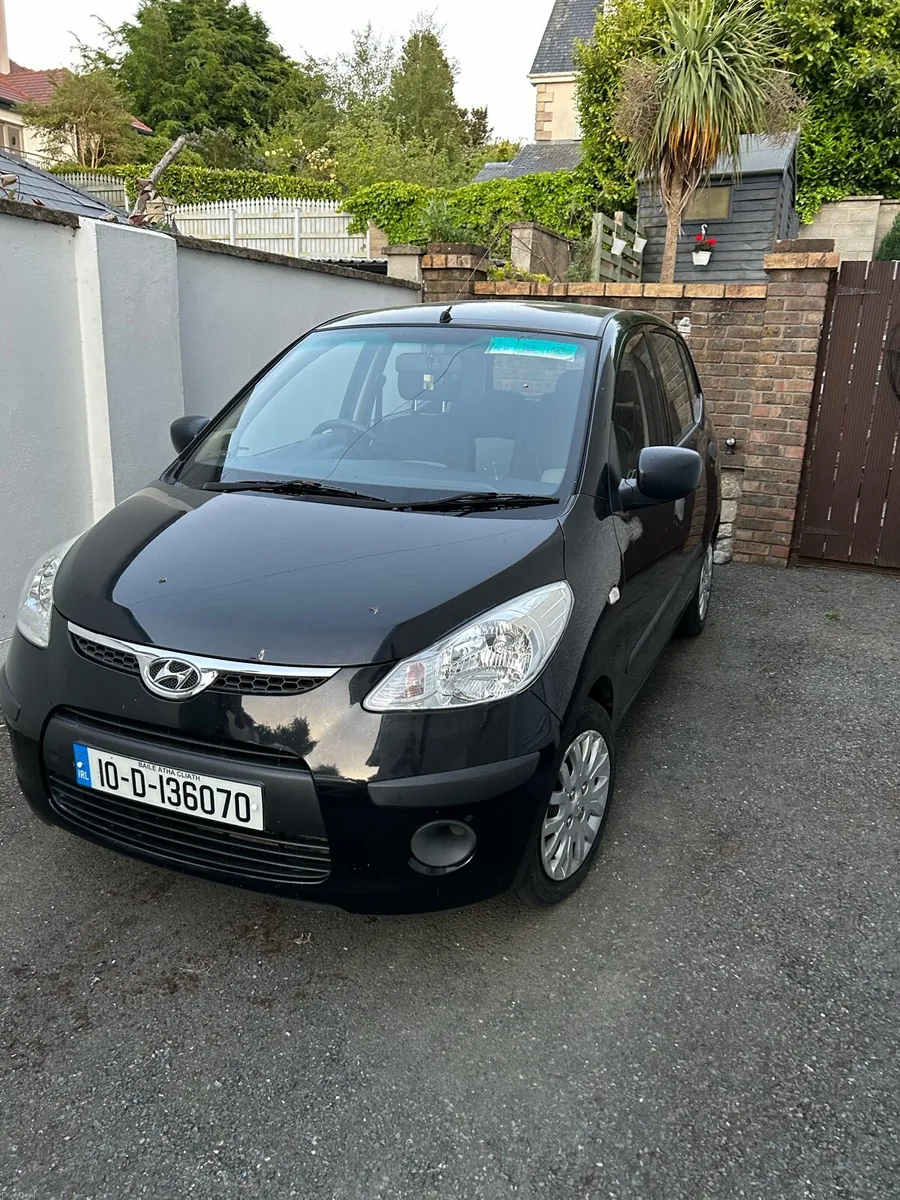 Hyundai i10 black - Image 1