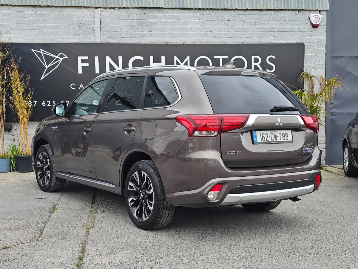 MITSUBISHI OUTLANDER PHEV // NCT AND TAX - Image 4