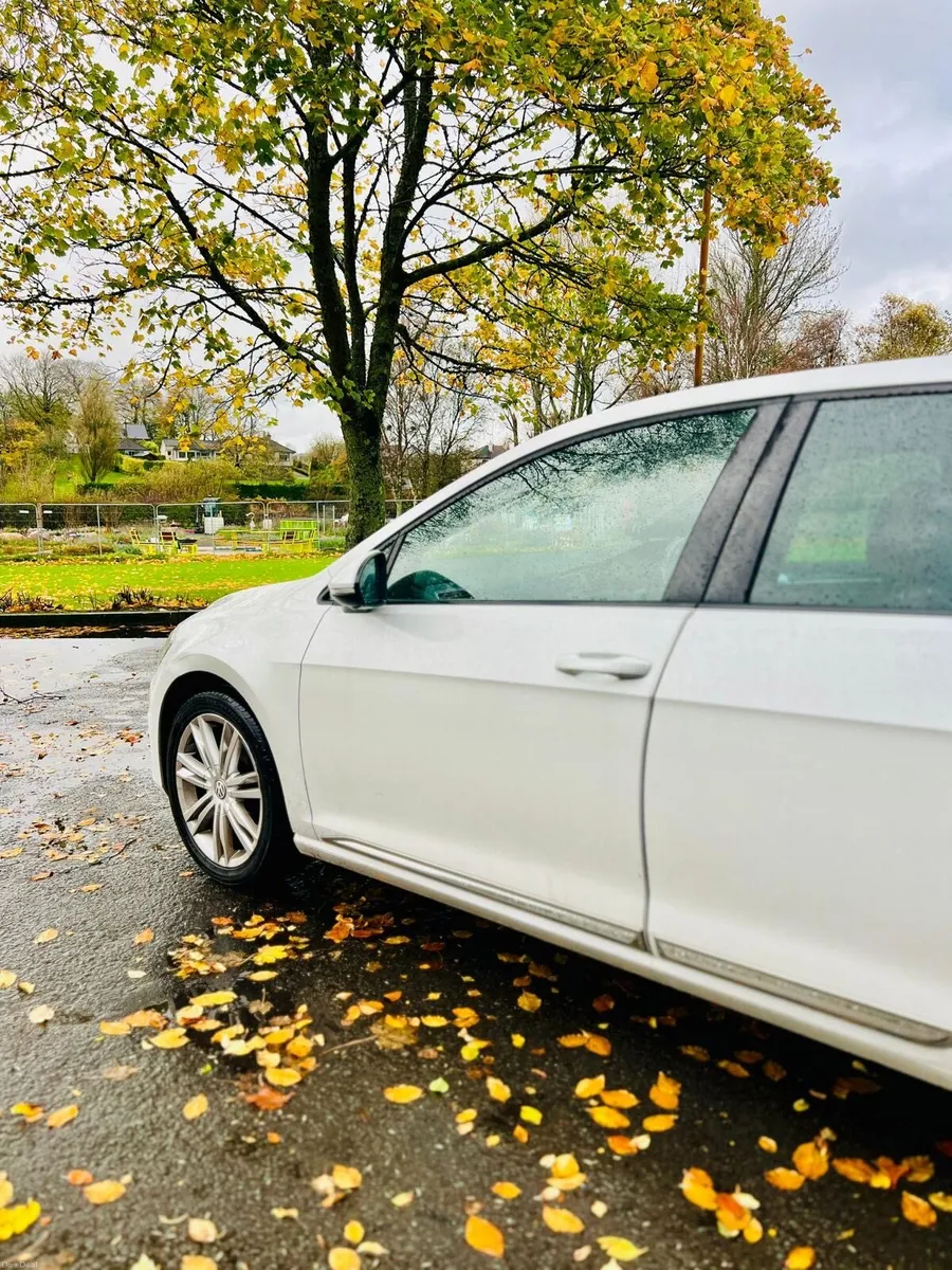Volkswagen Golf Highline 1.4 TSI Automatic - Image 2