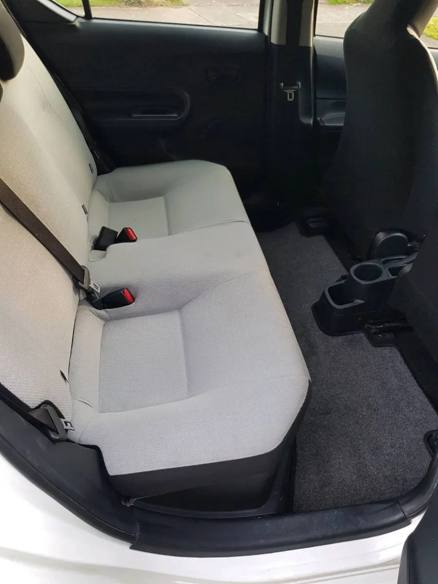 Toyota Aqua Hybrid Autimatic White Economical - Image 4