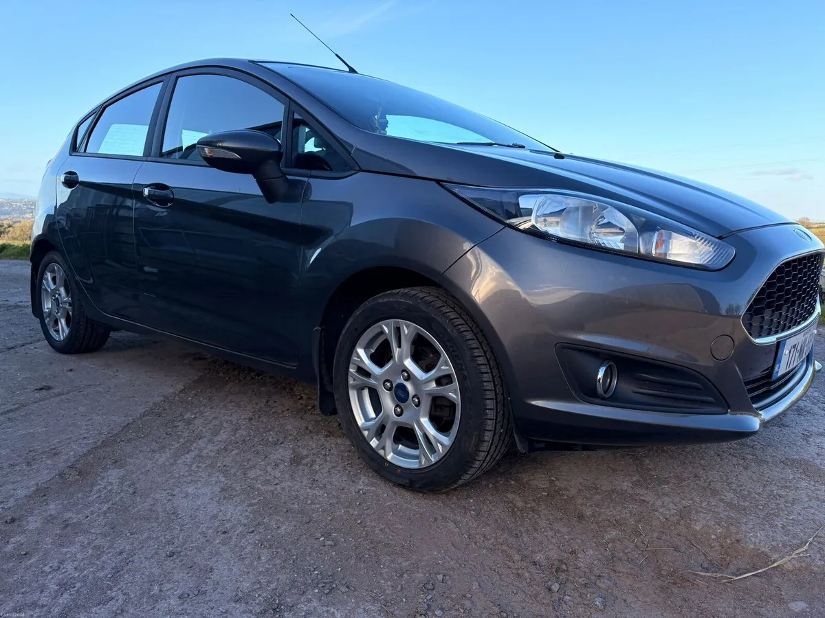 Ford Fiesta zetec - Image 3