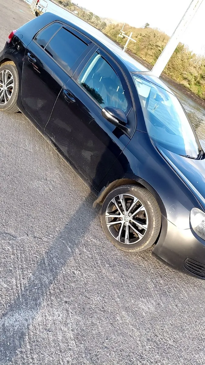 Volkswagen Golf 2011 - Image 4
