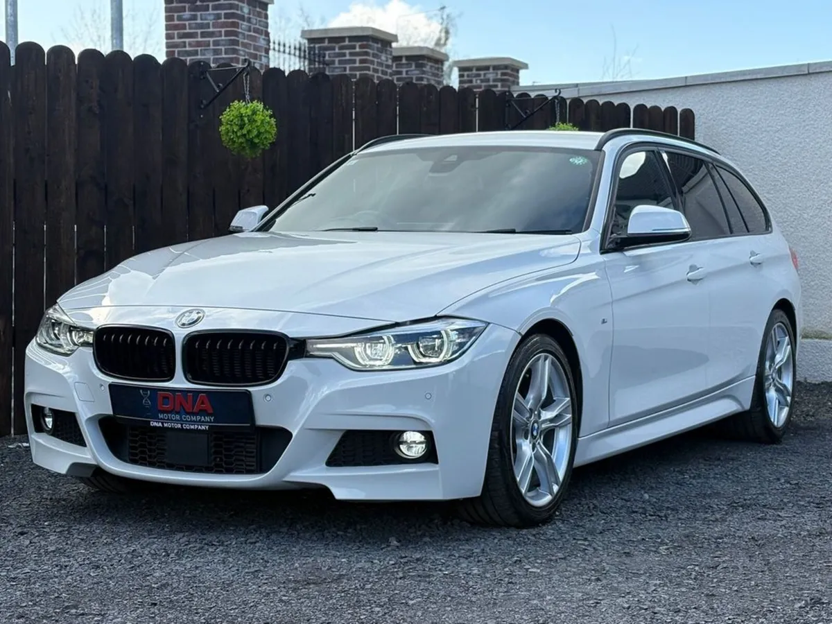 BMW 3-Series 320D MSPORT - TOURING - Image 3