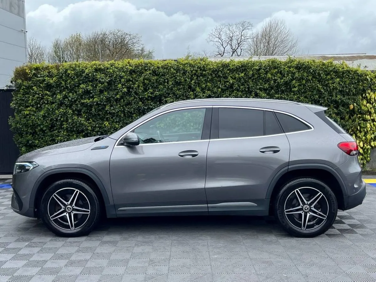 Mercedes-Benz EQA EQA250 AMG-LINE EXECUTIVE // APP - Image 3