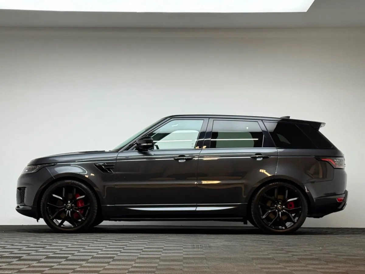 Land Rover Range Rover Sport HSE DYNAMIC BLACK P40 - Image 4