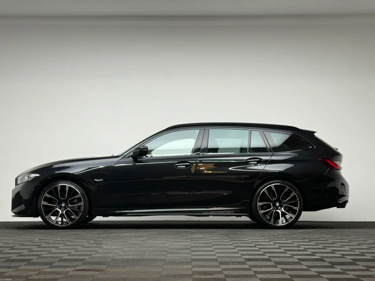 BMW 3-Series 330E M SPORT - Image 4