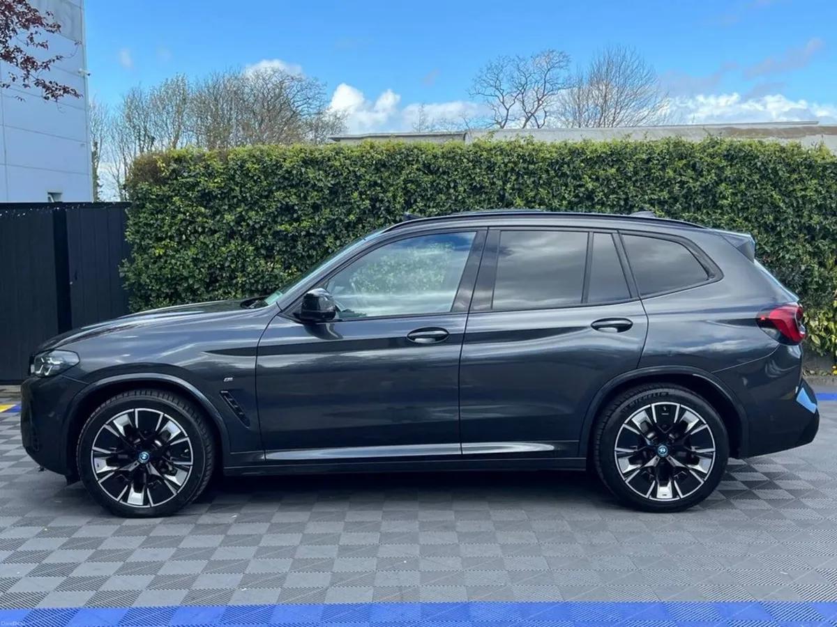 BMW iX3 M-SPORT PRO ** HUGE SPEC ** // OPENING PAN - Image 4