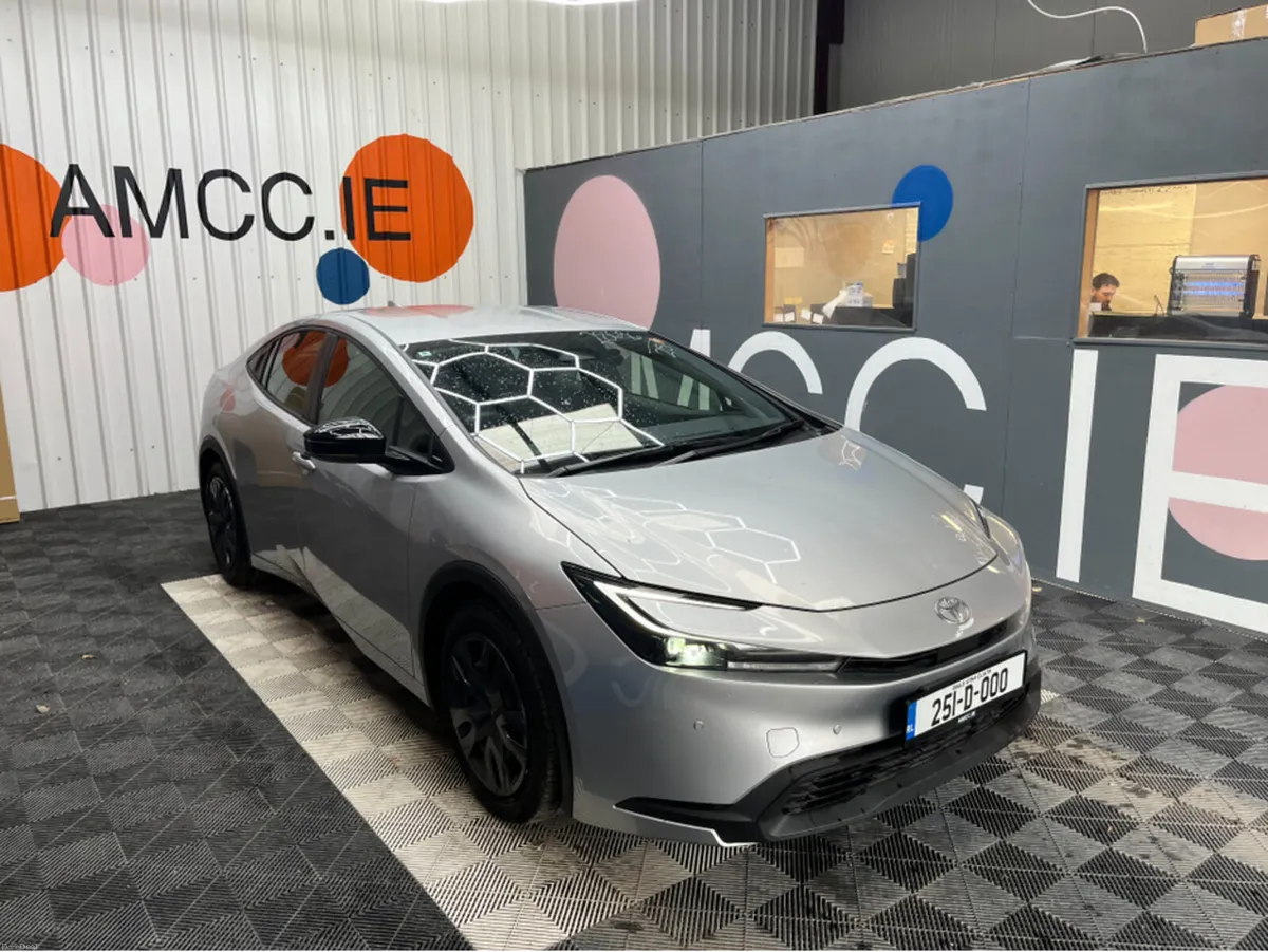 Toyota Prius €33950 2025 TOYOTA PRIUS X 1.8 AUTOMA - Image 1