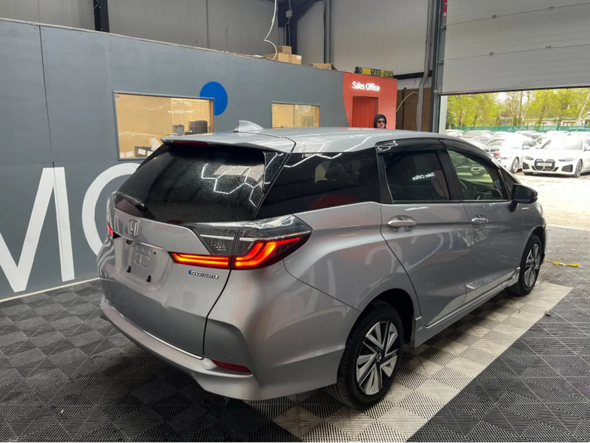 Honda Shuttle €16950 2022 HONDA SHUTTLE 4WD HYBRID - Image 2