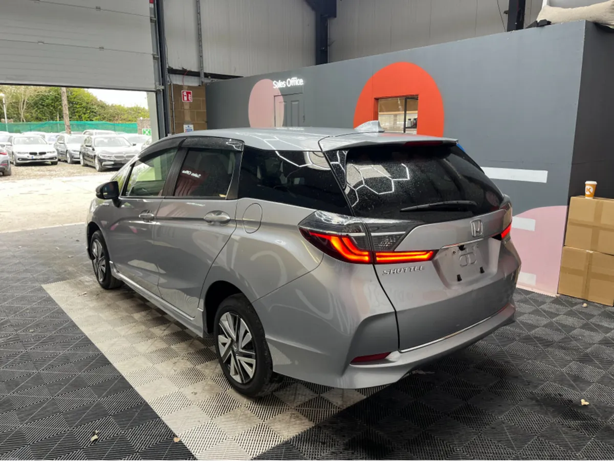Honda Shuttle €16950 2022 HONDA SHUTTLE 4WD HYBRID - Image 4