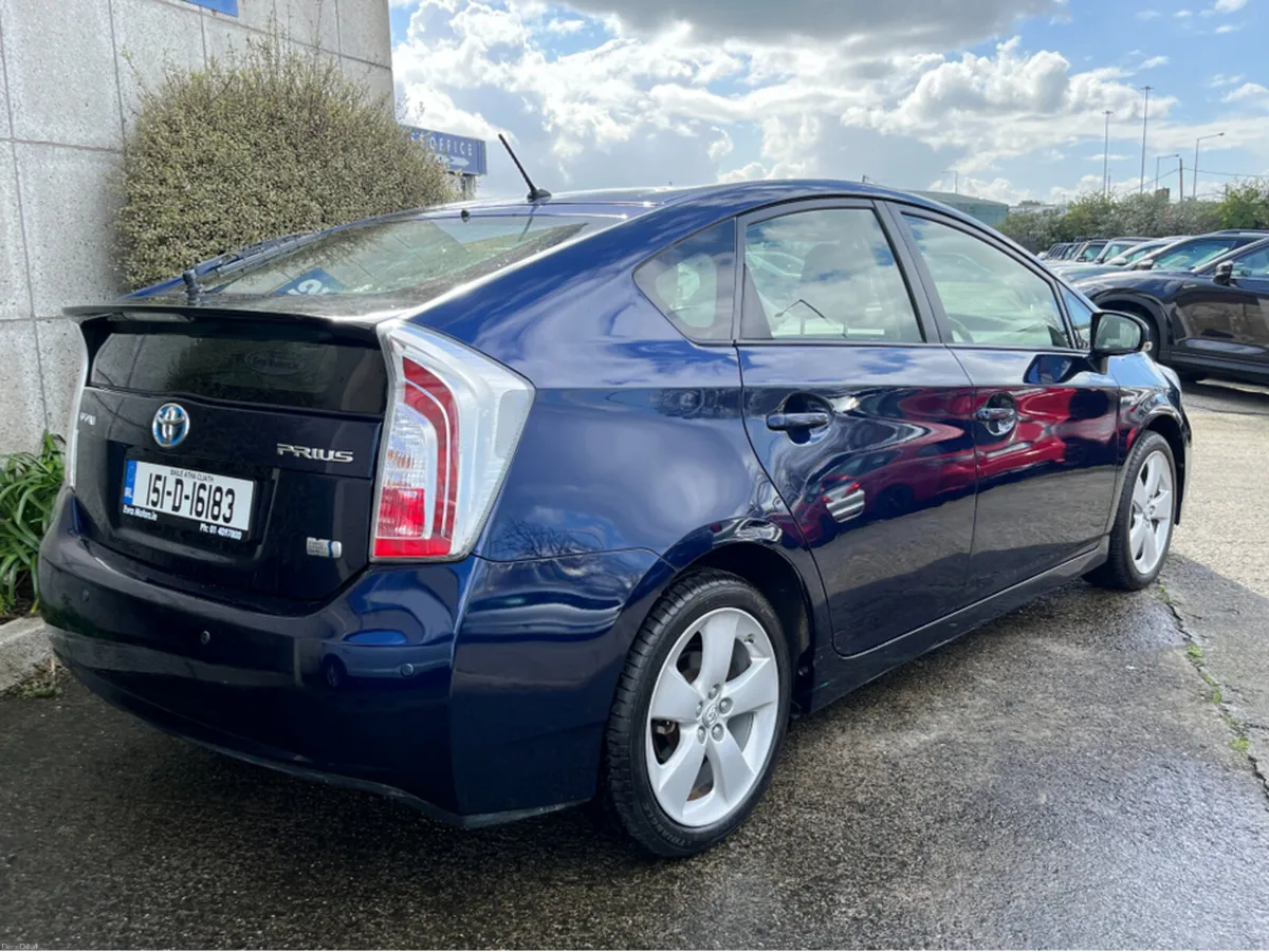 Toyota Prius LUXURY HYBRID AUTOMATIC 1.8 PETROL // - Image 4