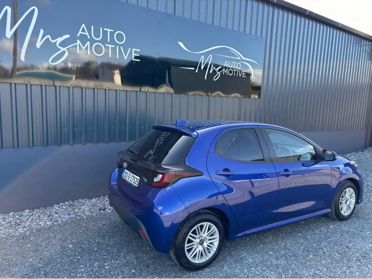 Toyota Yaris //NEW MODEL//YARIS 1.0 - Image 2