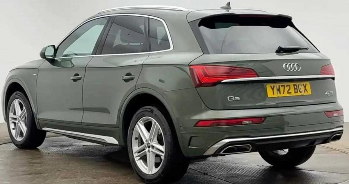 2.0 TDI 40 S line SUV 5dr Diesel S Tronic quattro - Image 3