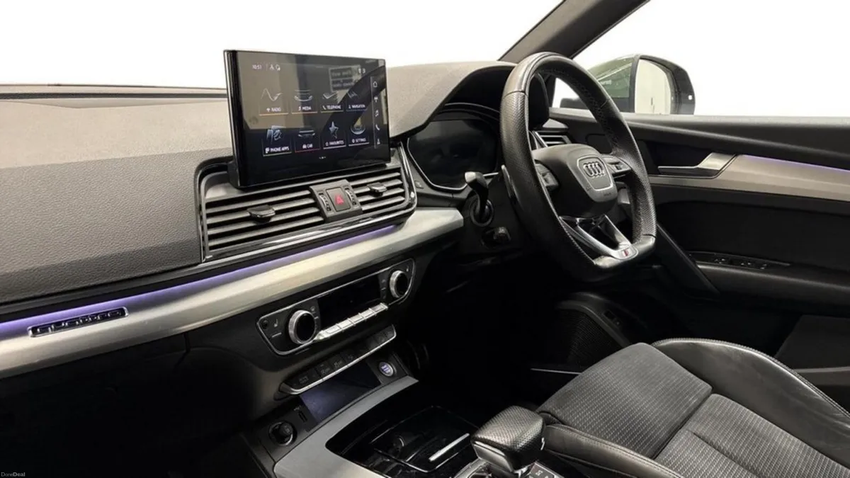 2.0 TDI 40 S line SUV 5dr Diesel S Tronic quattro - Image 4