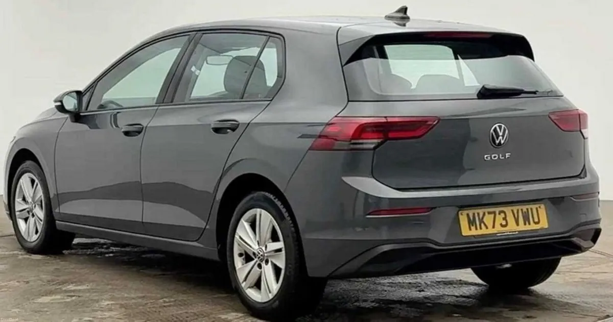 2.0 TDI Life Hatchback 5dr Diesel DSG Euro 6 (s/s) - Image 3