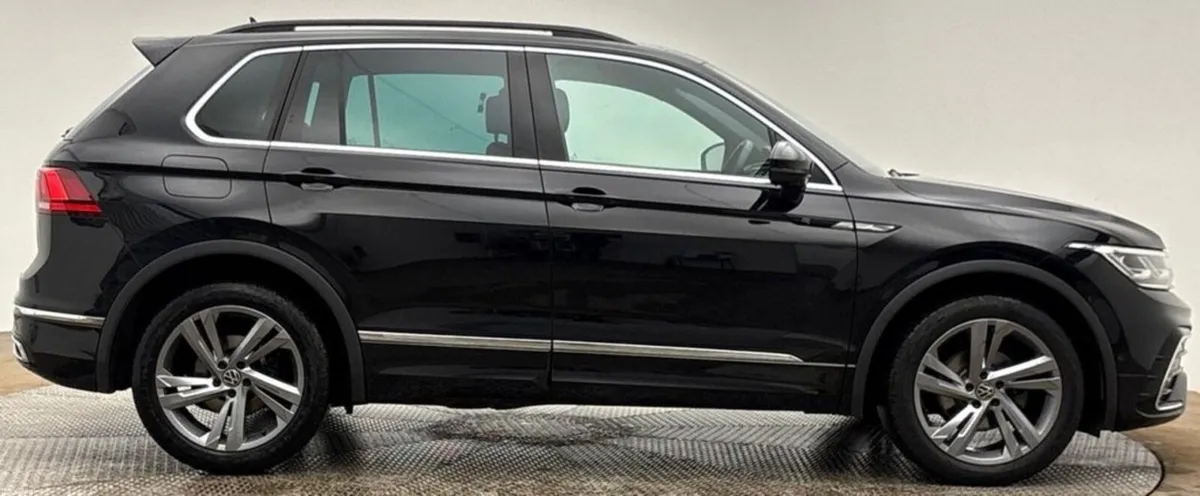 2.0 TDI R-Line Edition SUV 5dr Diesel DSG Euro 6 ( - Image 2