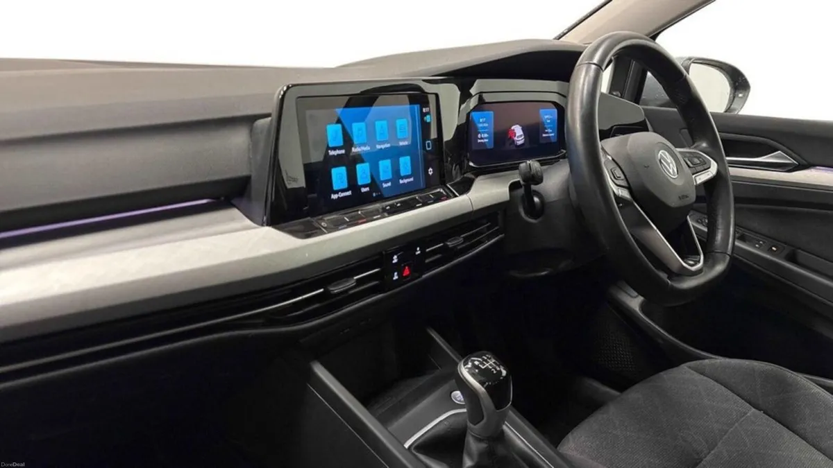 2.0 TDI Life Hatchback 5dr Diesel Manual Euro 6 (s - Image 4