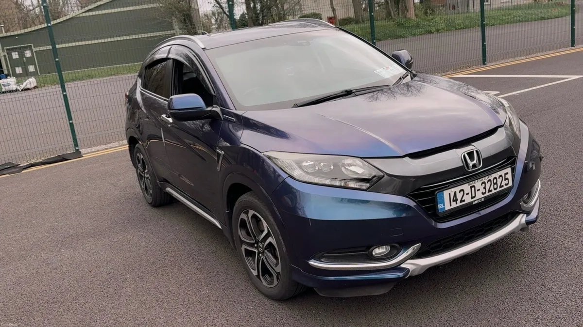 2014 Honda Vezel Hybrid | Low KM | NCT 2027 - Image 3