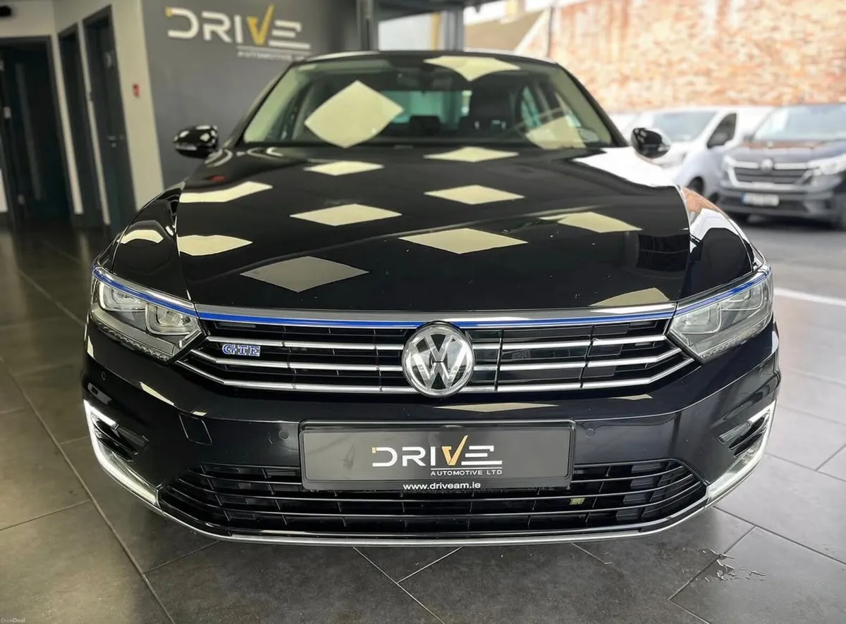 Volkswagen Passat 2018 - Image 4