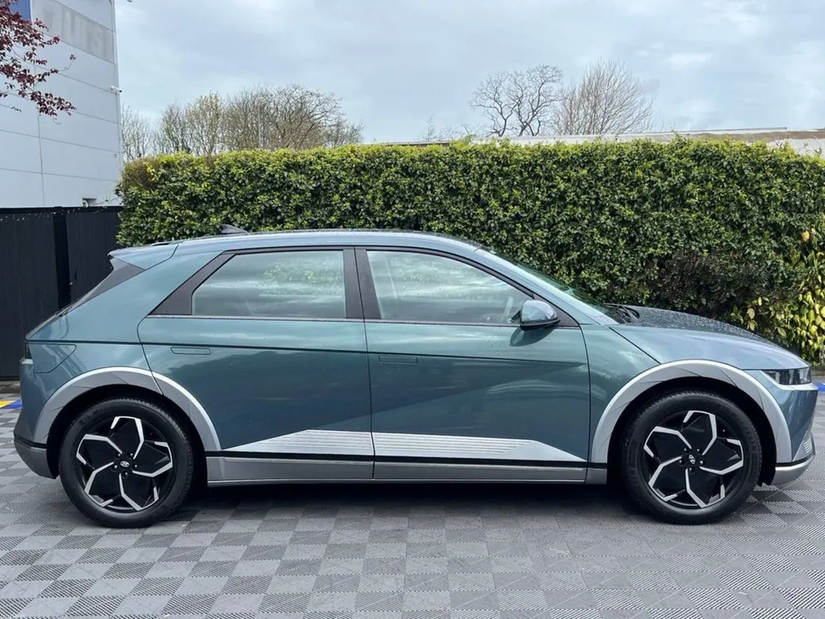 Hyundai IONIQ 5 PREMIUM 73kwh LONG RANGE // FULL S - Image 2