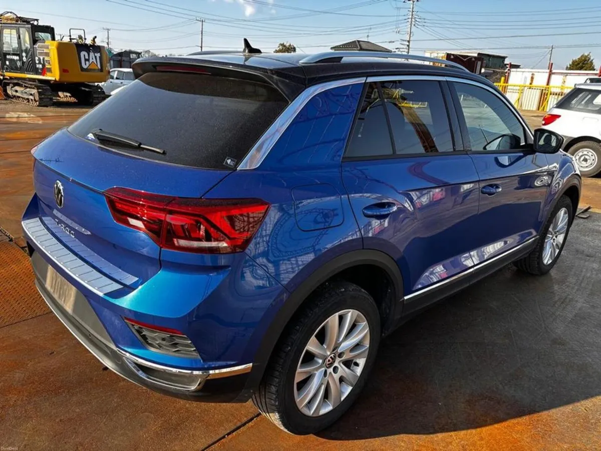 Volkswagen T-Roc 2.0 TDI SPORT - Image 4