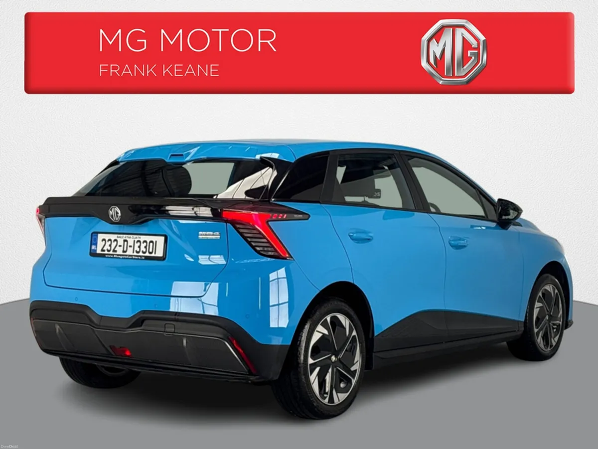 MG 4 LR - EXCITE 64KWH**BLACK CLOTH SEATS**AIR CON - Image 4