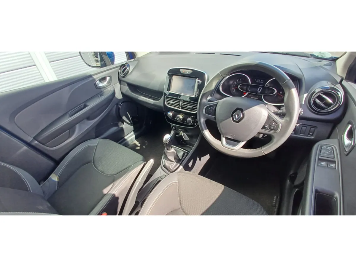 Renault Clio IV DYNAMIQUE NAV TCE 90 P 4DR - Image 4