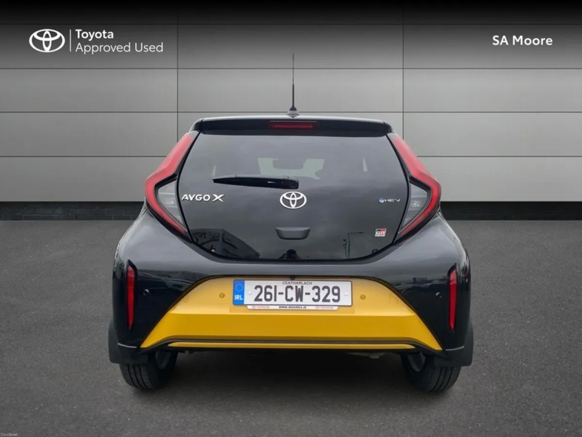 Toyota Aygo X **WOW** GR Sport - HYBRID - Image 4