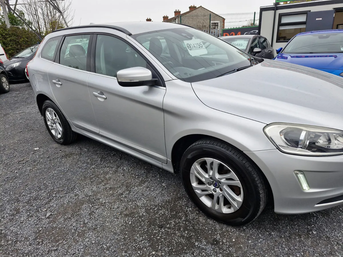 Volvo XC60 2015 - Image 4