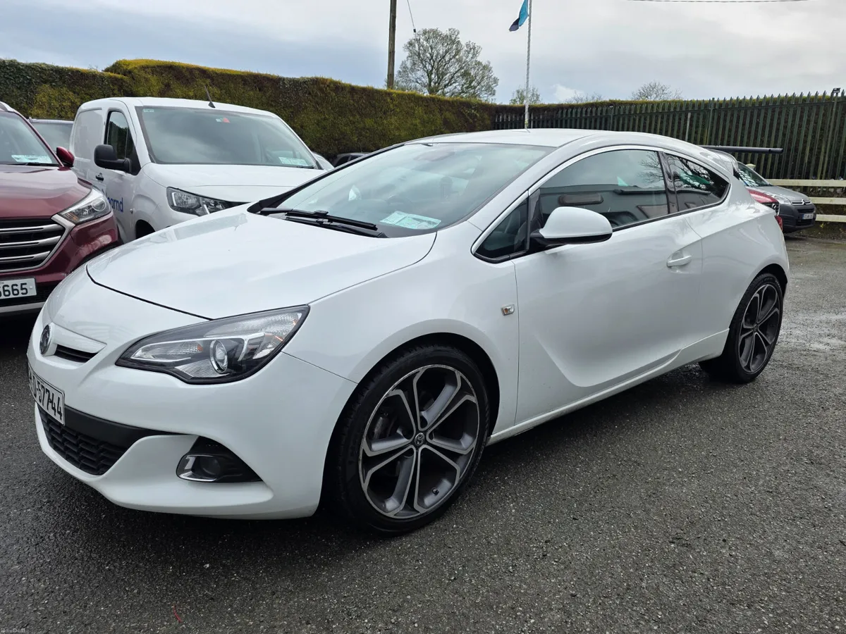 Vauxhall  Opel Astra 2017 GTC 1.4 Turbo - Image 4