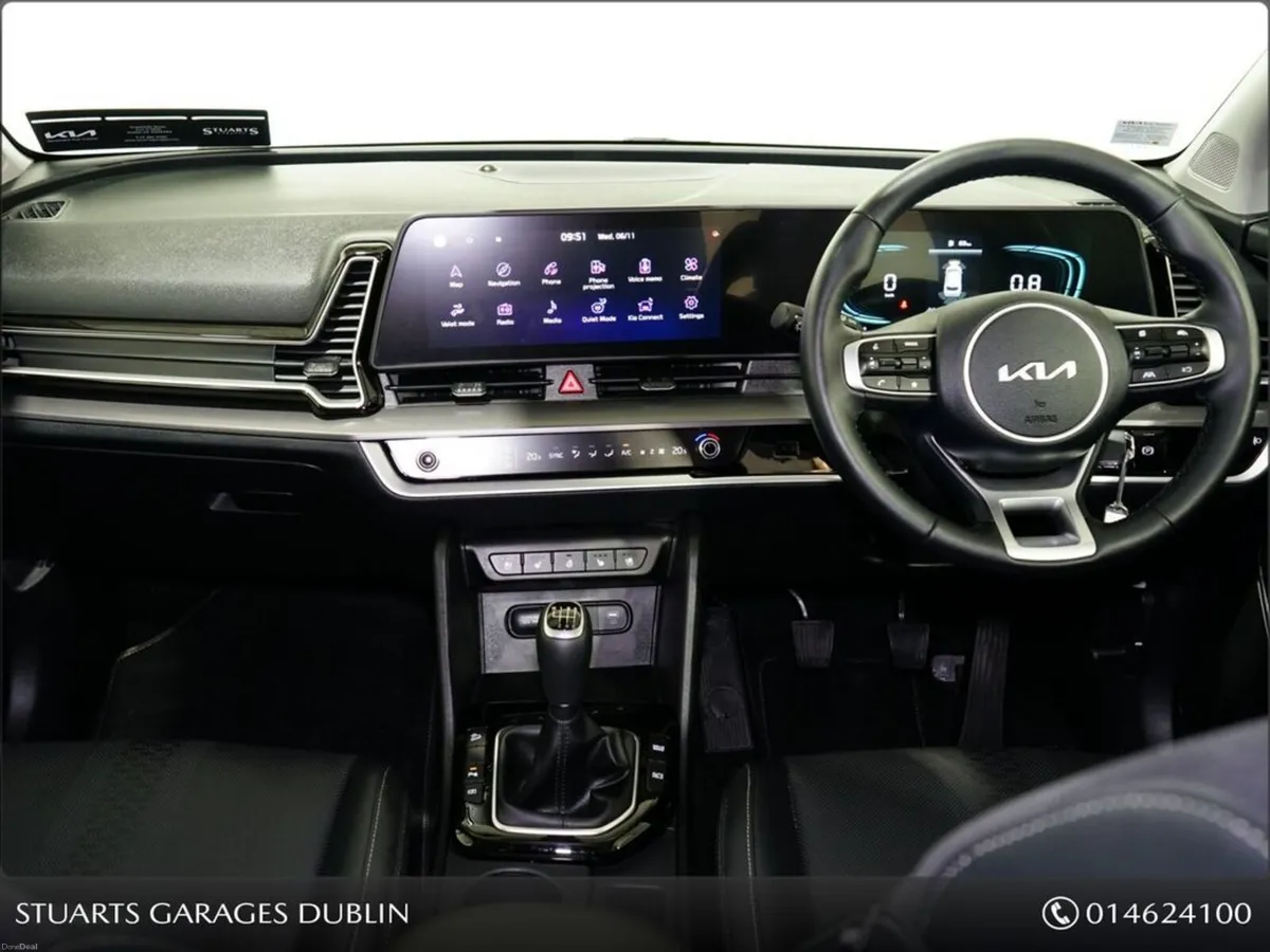 Kia Sportage K3 5DR ** VERY LOW MILLEAGE ** - Image 4