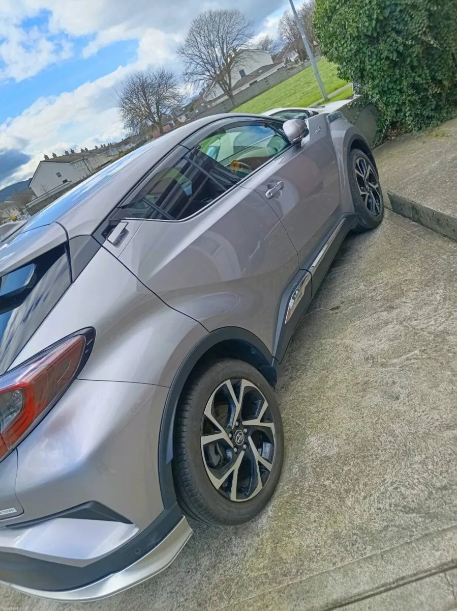 Toyota CHR - Image 1