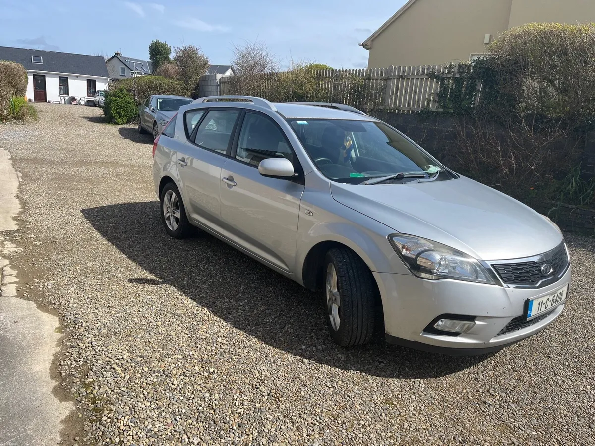 Kia Ceed 2011 - Image 2