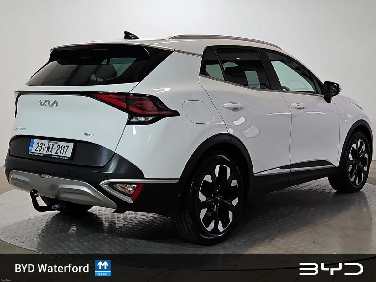 Kia Sportage K3 *Plug-in Hybrid* *Automatic* - Rev - Image 3