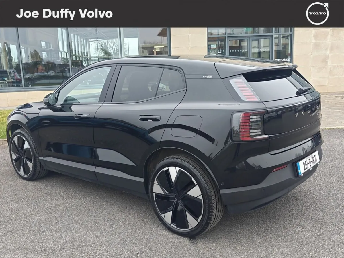 Volvo EX30 Single Motor Ex Range BEV 272hp Ultra - Image 2