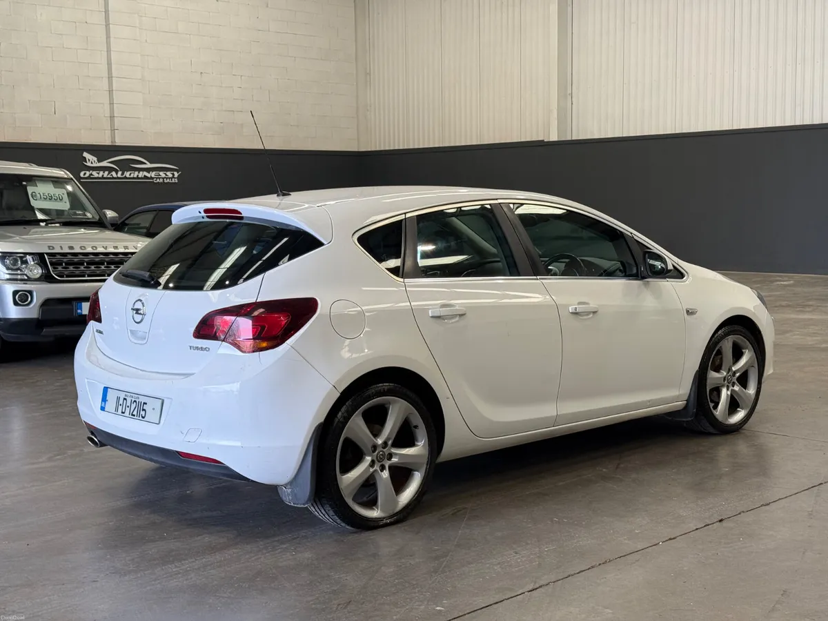 Opel Astra 2011 NCT TAX TRADE SALE - Image 4