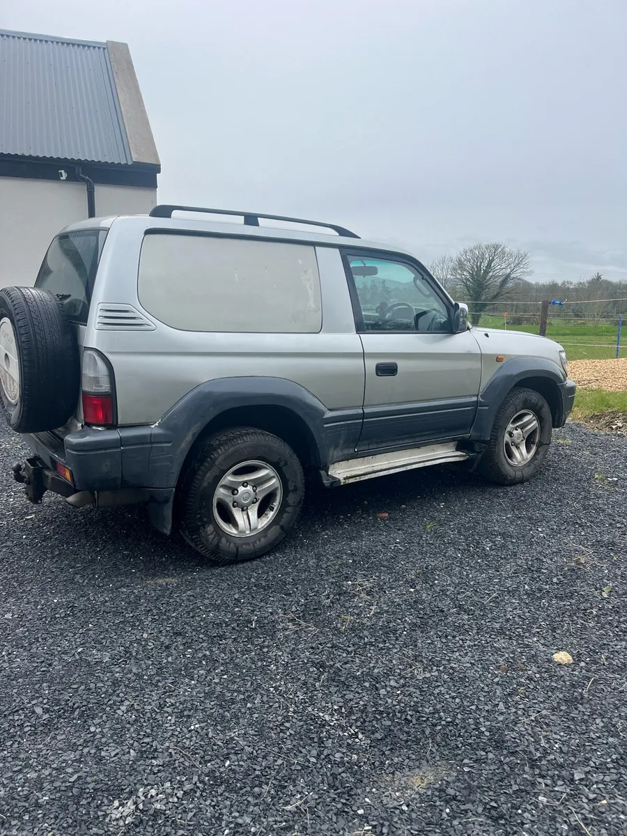 Toyota Land Cruiser - Image 1