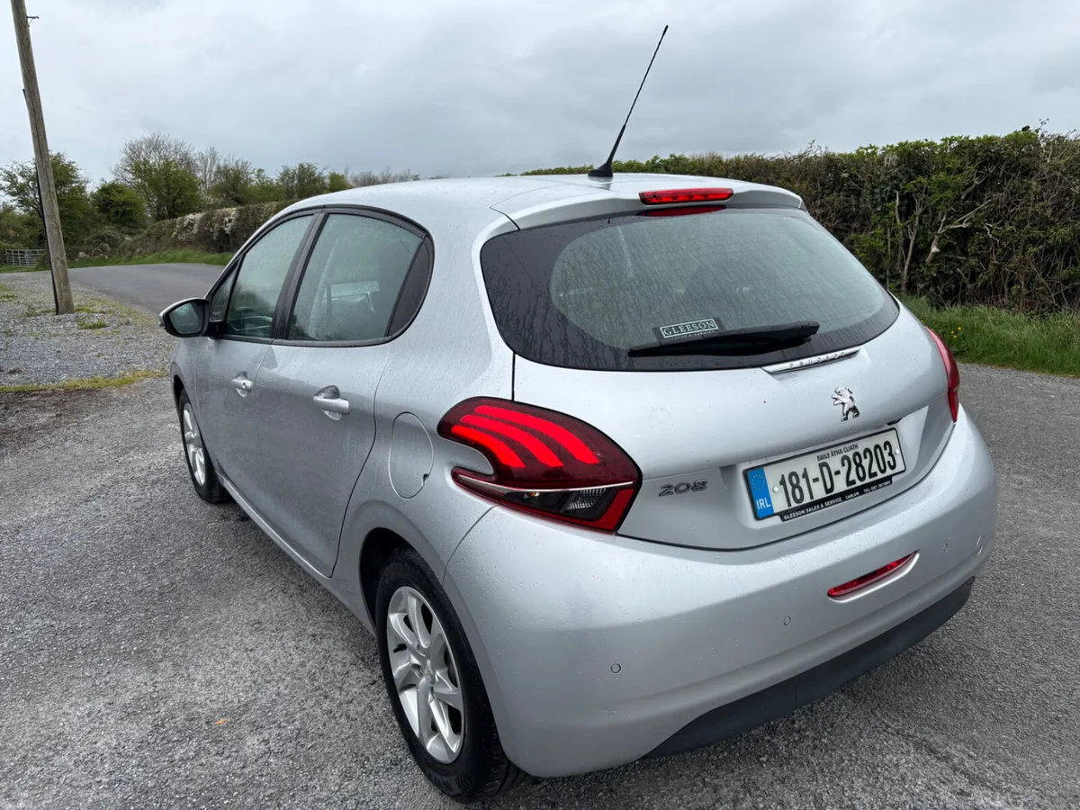 Peugeot 208 2018 1.2  low KLM’s - Image 4