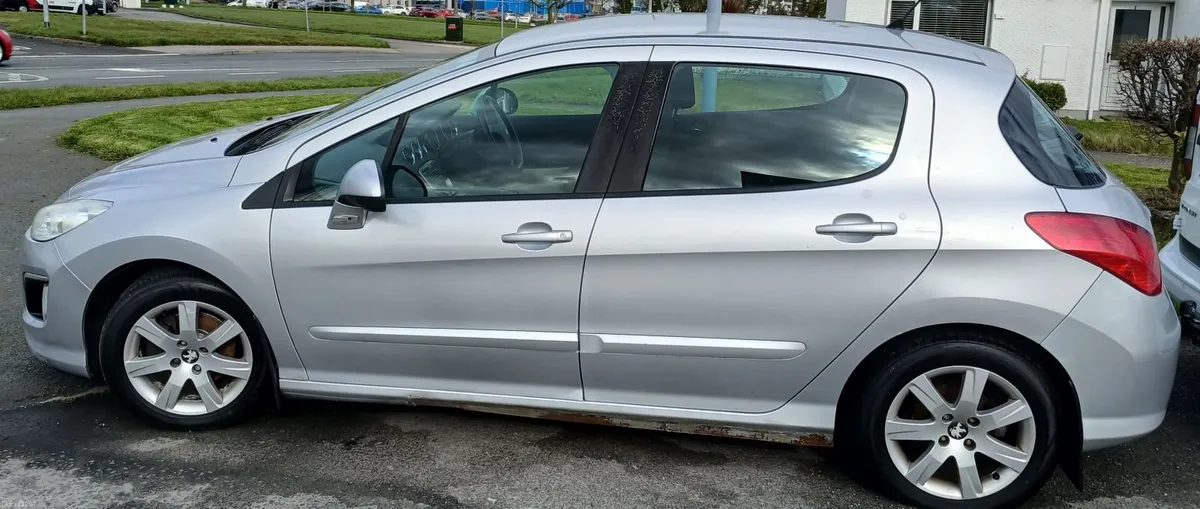 Peugeot 308 2012 - Image 4