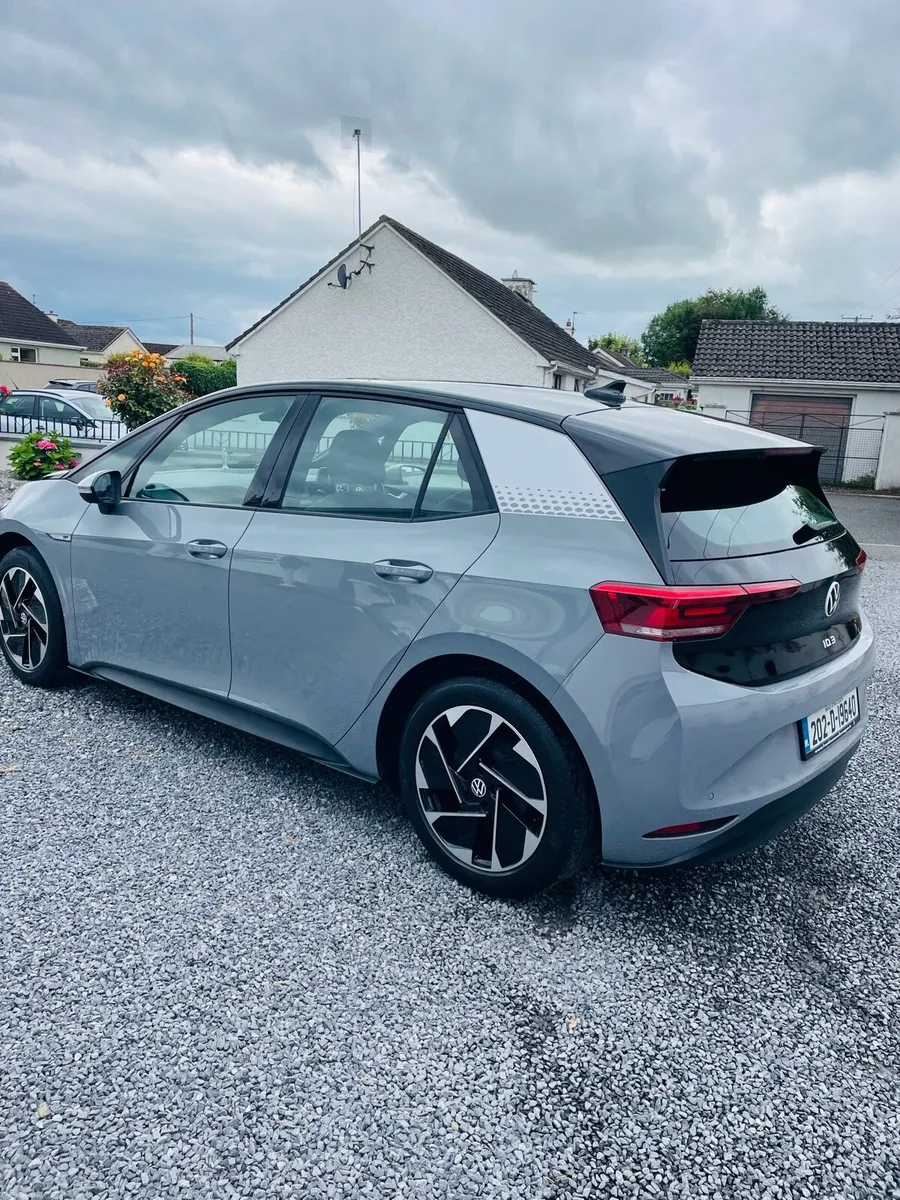 Volkswagen iD3 - Image 4