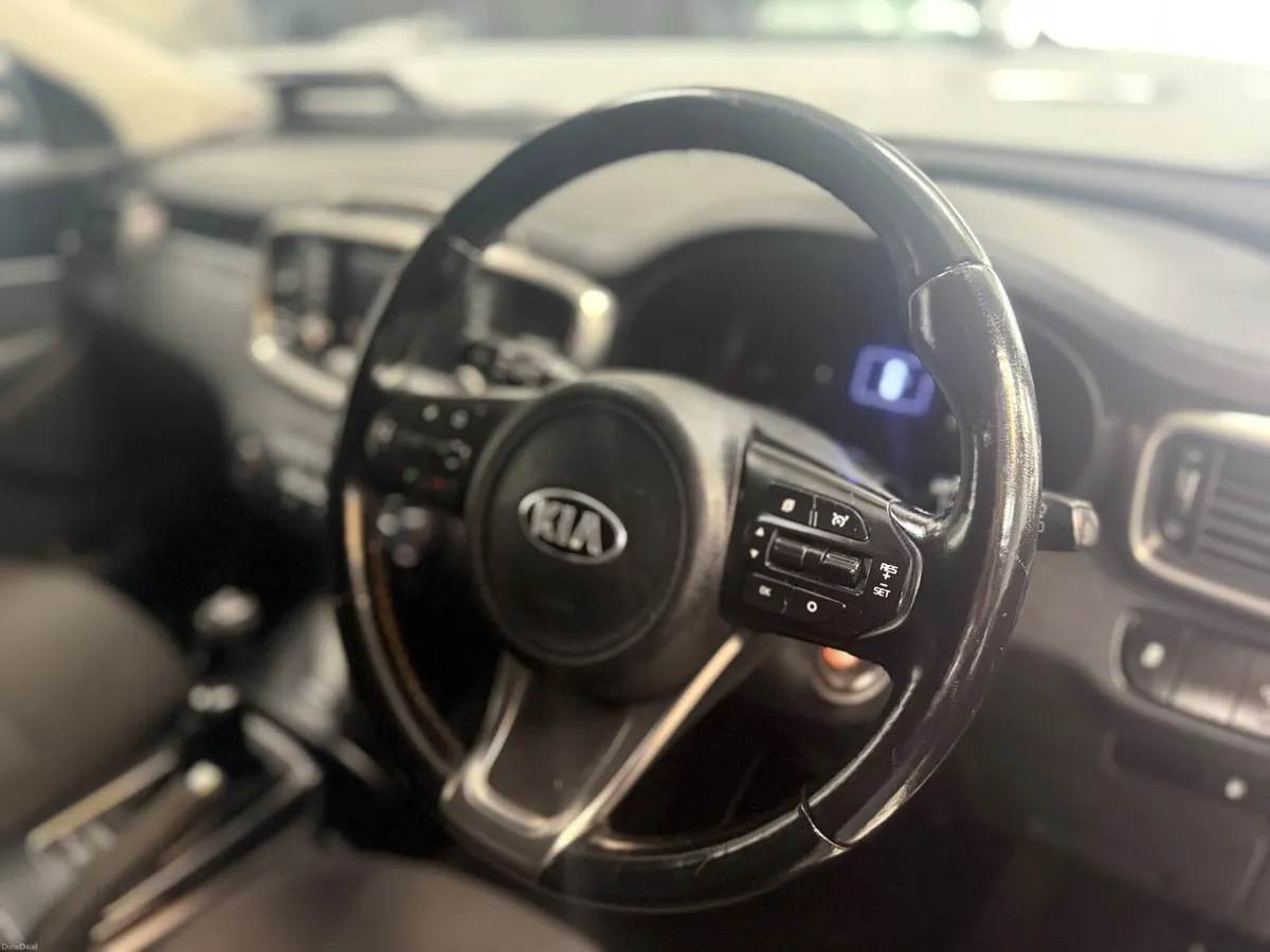 Kia Sorento 2015. 2.2 EX. AWD - Image 3