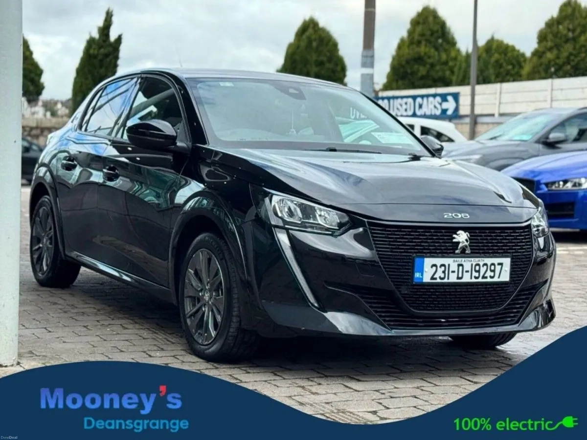 Peugeot 208 Electric 136bhp (50 kWh) Allure Pack - Image 1