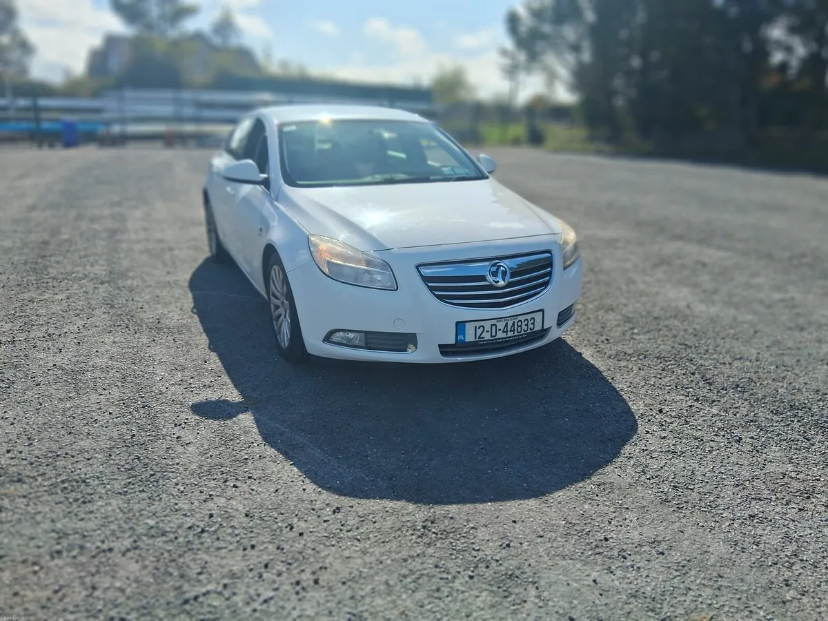 2012 Opel insignia NCT Mint condition! - Image 2